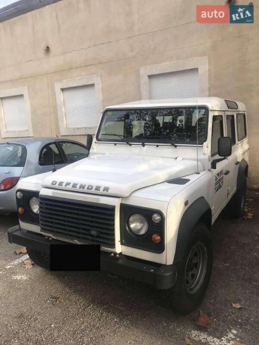 Land Rover Defender 2016