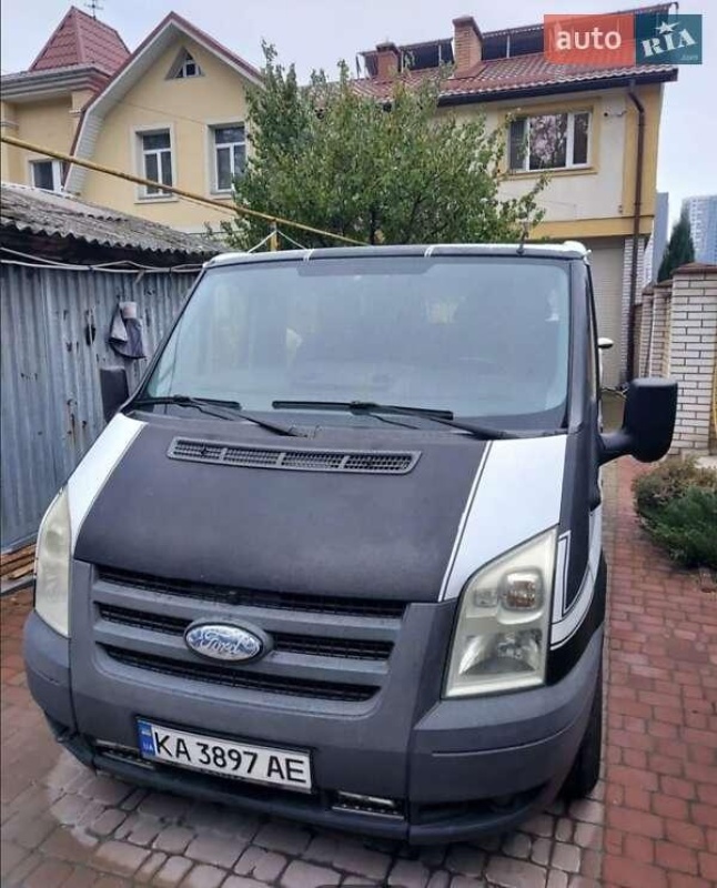 Ford Transit 2010