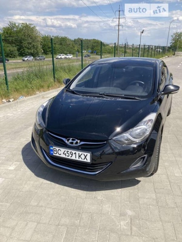 Hyundai Elantra 2013