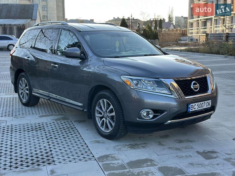 Nissan Pathfinder 2015