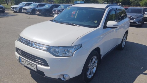 Mitsubishi Outlander 2013