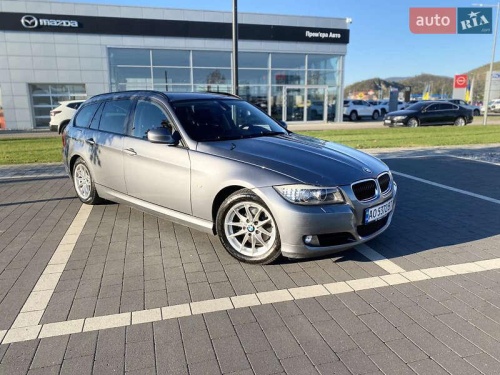 BMW 3 Series 2010