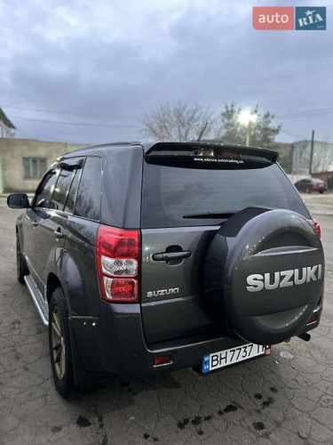 Suzuki Grand Vitara 2011