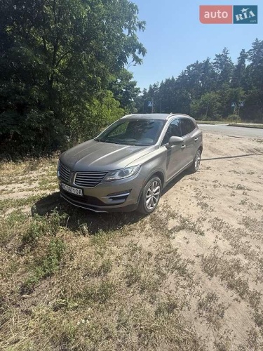 Lincoln MKC 2015