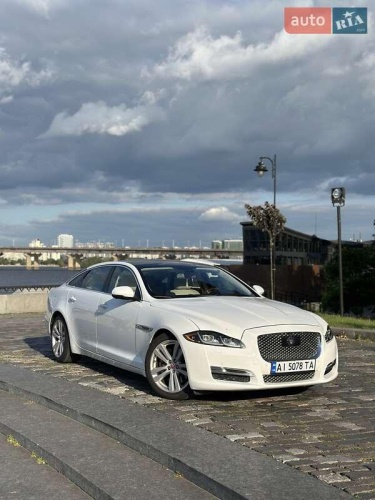 Jaguar XJ 2017