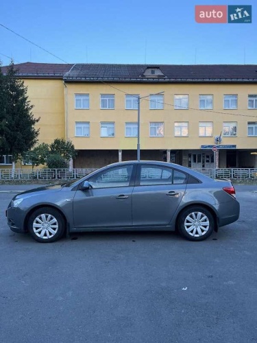 Chevrolet Cruze 2011