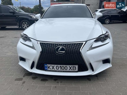 Lexus IS 2016