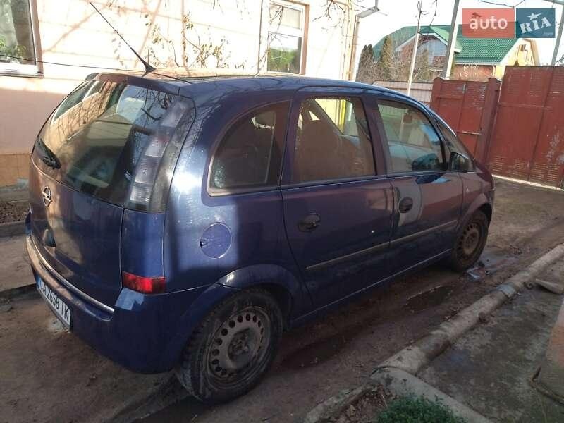 Opel Meriva 2010