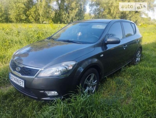 Kia Ceed 2011