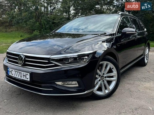 Volkswagen Passat 2021