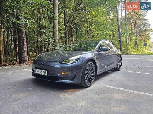 Tesla Model 3 2023