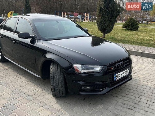 Audi A4 2014