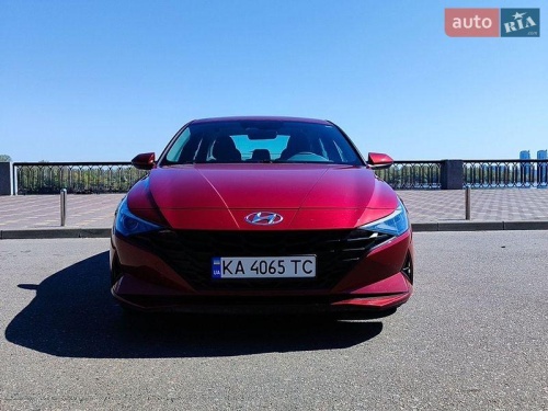 Hyundai Elantra 2023