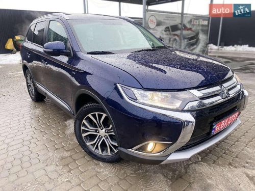Mitsubishi Outlander 2016