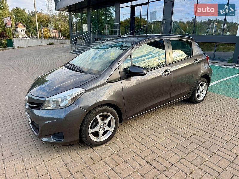Toyota Yaris 2012