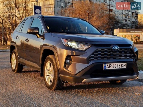 Toyota RAV4 2021