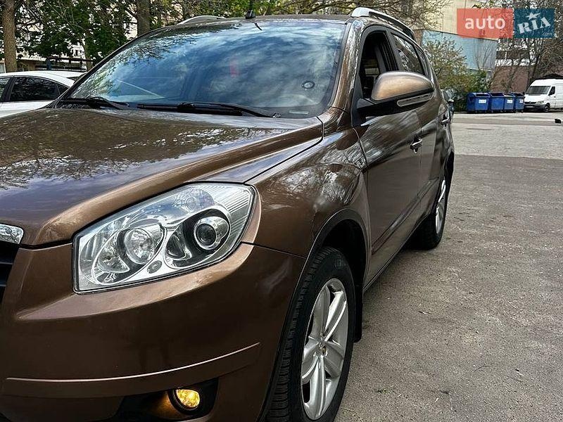 Geely Emgrand X7 2013