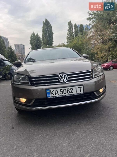Volkswagen Passat 2011