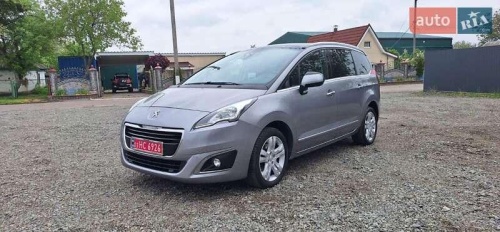 Peugeot 5008 2016