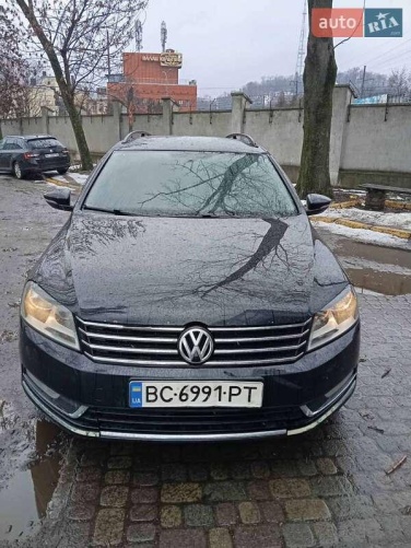 Volkswagen Passat 2011