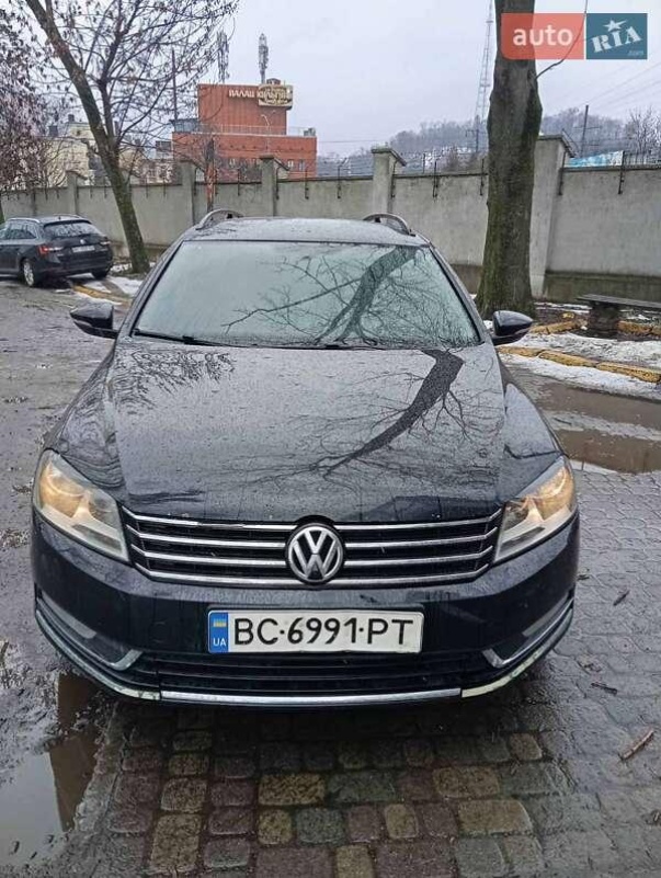 Volkswagen Passat 2011