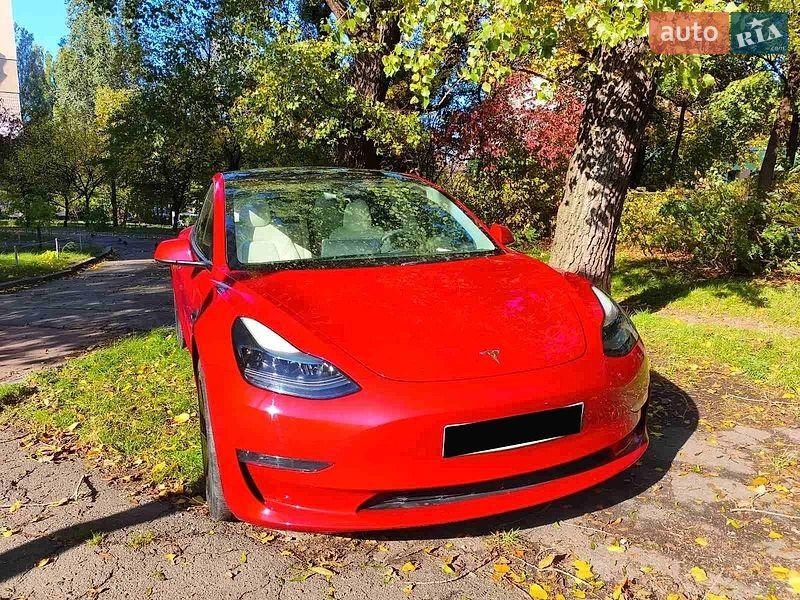 Tesla Model 3 2023