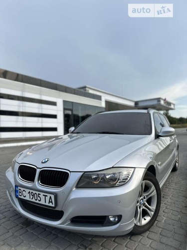 BMW 3 Series 2010