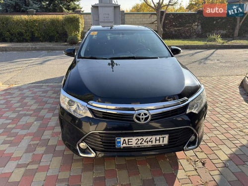 Toyota Camry 2016