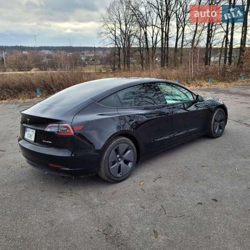 Tesla Model 3 2022