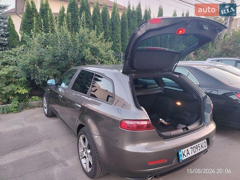 Alfa Romeo 159 2010