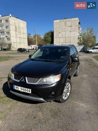 Mitsubishi Outlander XL 2008