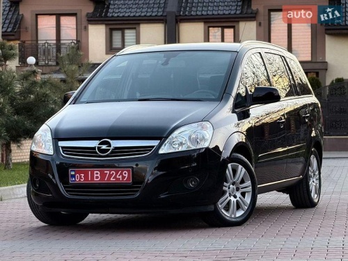 Opel Zafira 2011