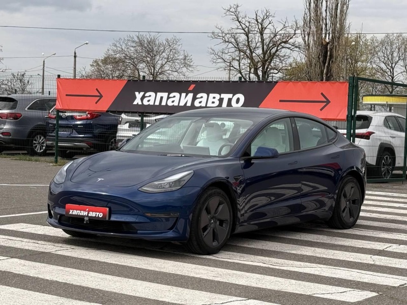 Tesla Model 3 2023