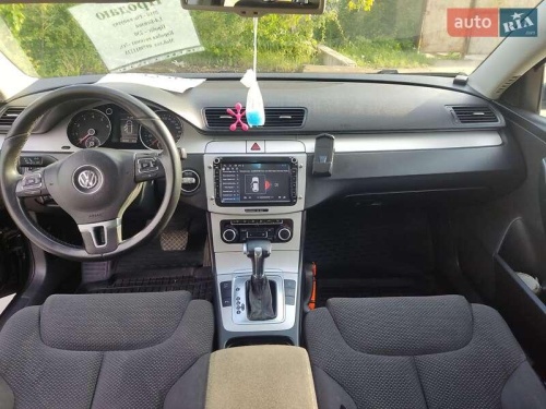 Volkswagen Passat 2010