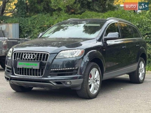 Audi Q7 2011