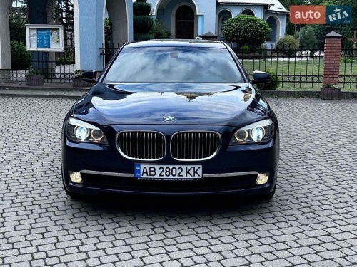 BMW 7 Series 2011