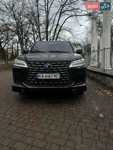Lexus LX 2013