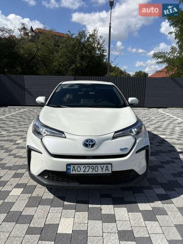 Toyota C-HR EV 2020