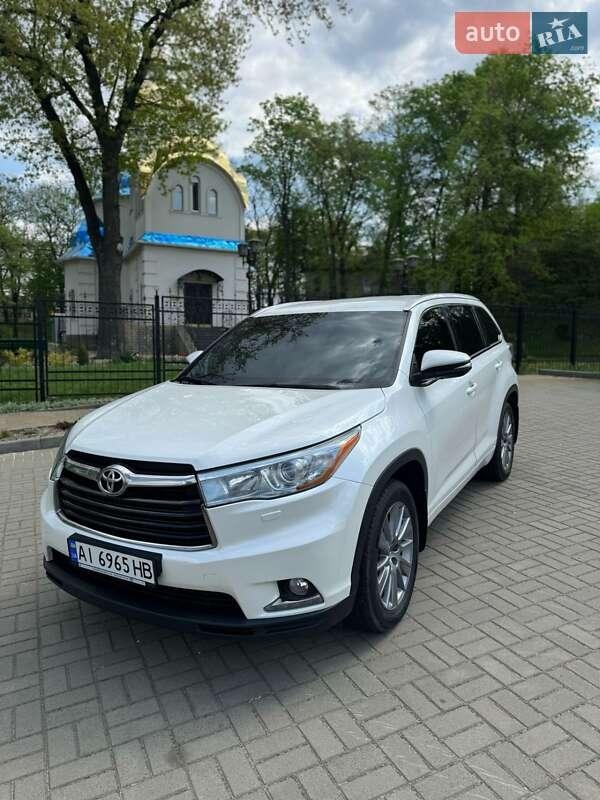 Toyota Highlander 2016