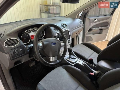 Ford Focus 2010