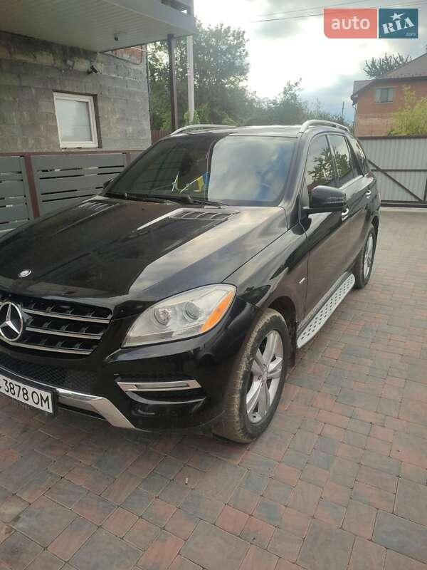 Mercedes-Benz M-Class 2012