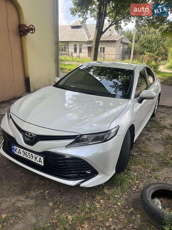 Toyota Camry 2018