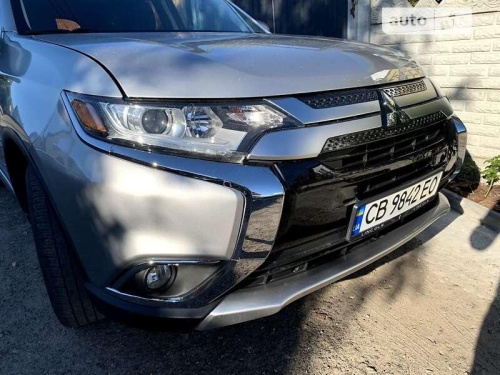 Mitsubishi Outlander 2017