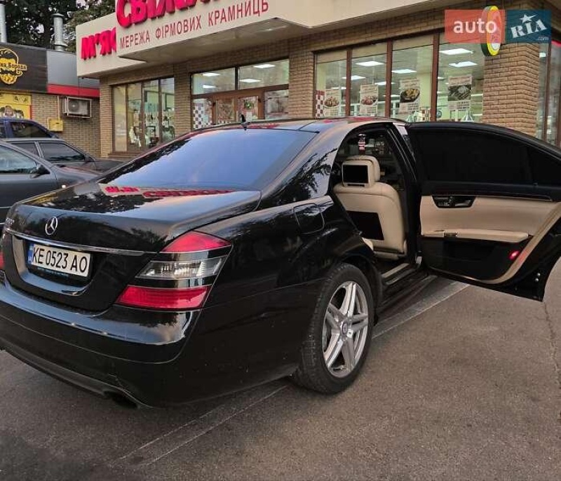 Mercedes-Benz S-Class 2007