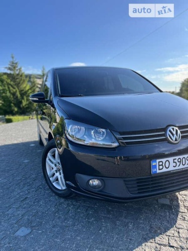 Volkswagen Touran 2014