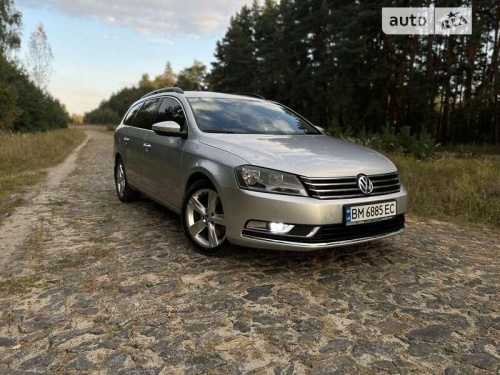 Volkswagen Passat 2011