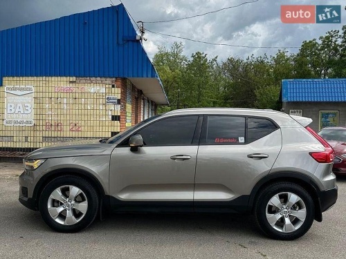 Volvo XC40 2020