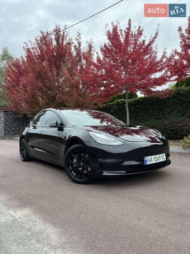 Tesla Model 3 2018