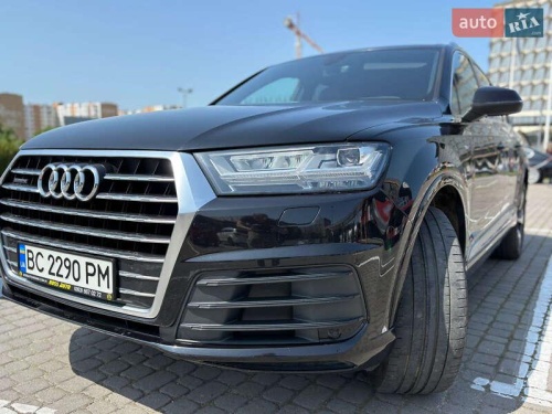Audi Q7 2015