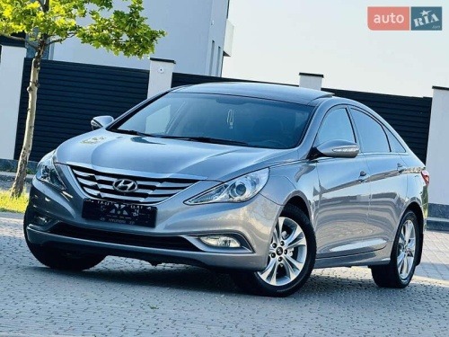 Hyundai Sonata 2010